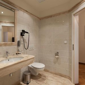 Executive Zimmer mit Kingsize-Bett